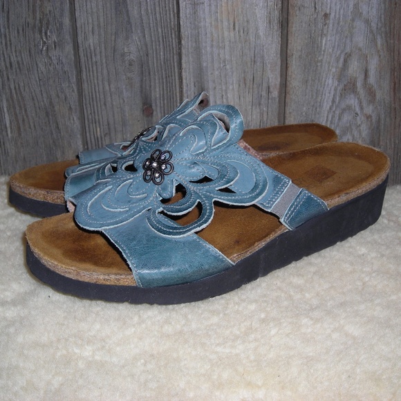 Garbs and Gabs with Tami Merry - Independent cabi Stylist: Ugly Shoes and an Open Mind
